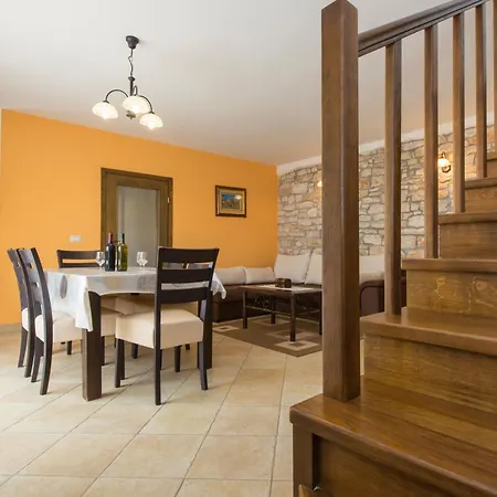 Casa de Férias Cvitan By Interhome Tinjan
